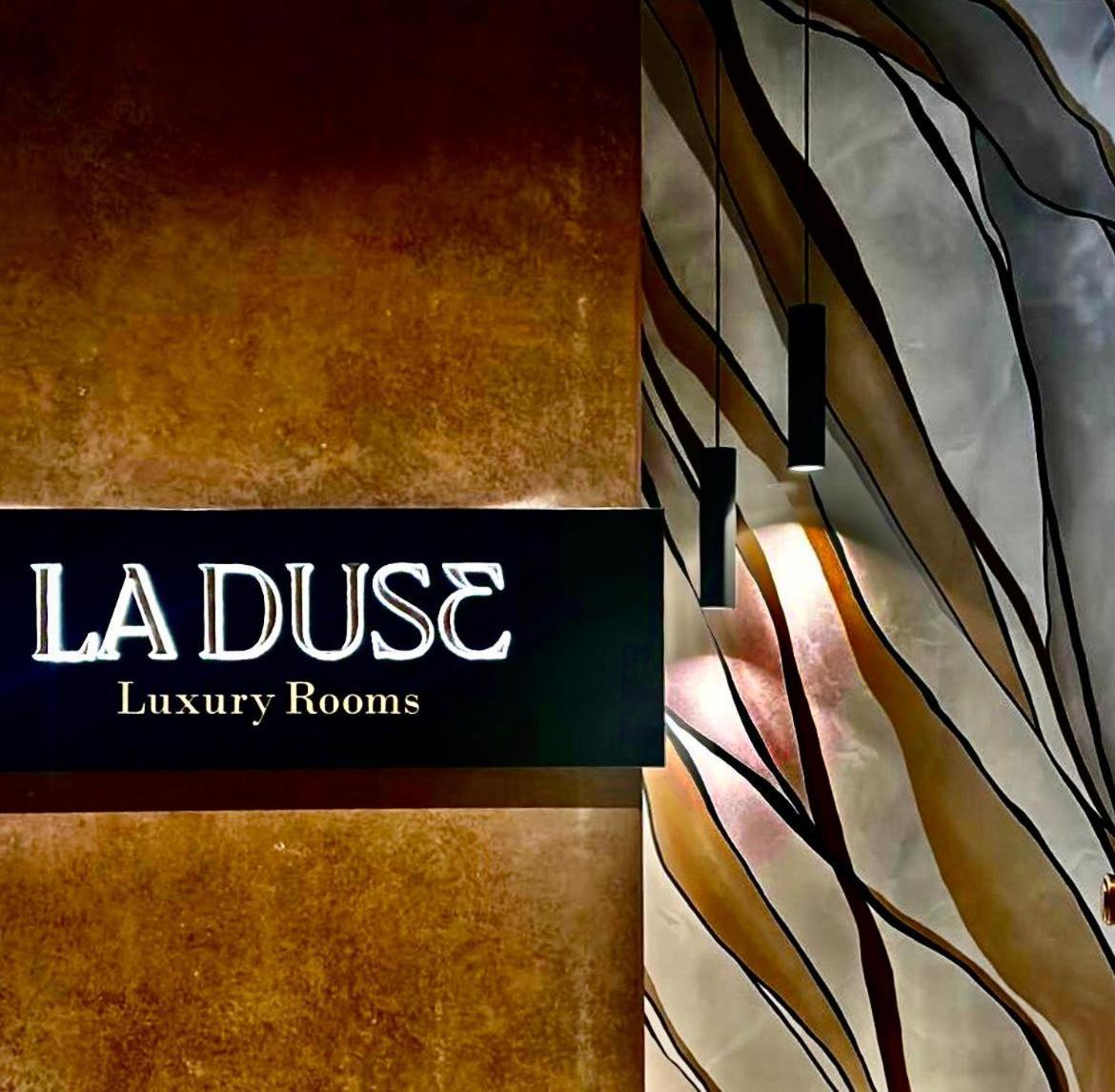La Duse Luxury Rooms Pescara Esterno foto
